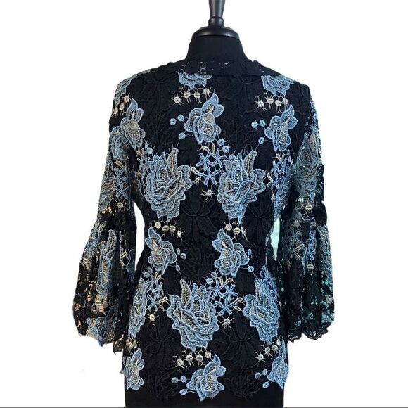 𝅺KOBI Halperin Lynn Embroidered Lace Bell Sleeve Blouse Size M - Picture 8 of 14